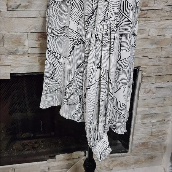 MELLODAY black & white leaf print lantern sleeve 3/4 button front blouse size XL - Picture 3 of 7